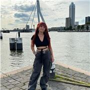 Laureata in psicologia e diplomata in lingue offre ripetizioni di inglese, scienze umane, francese e spagnolo